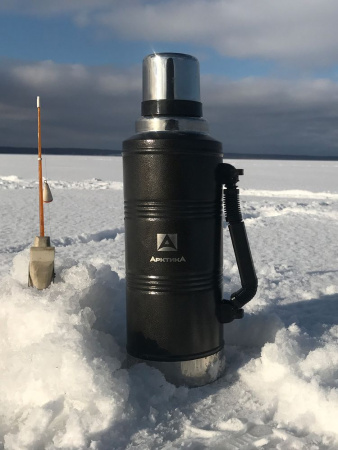 Термос Арктика Уазик, молотковая эмаль (2,2л)