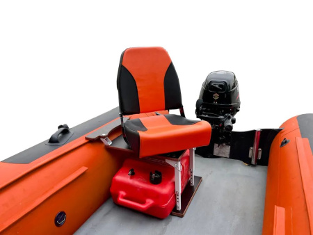 Кресло лодочное КОМФОРТ (винил/оранжевый/черный)